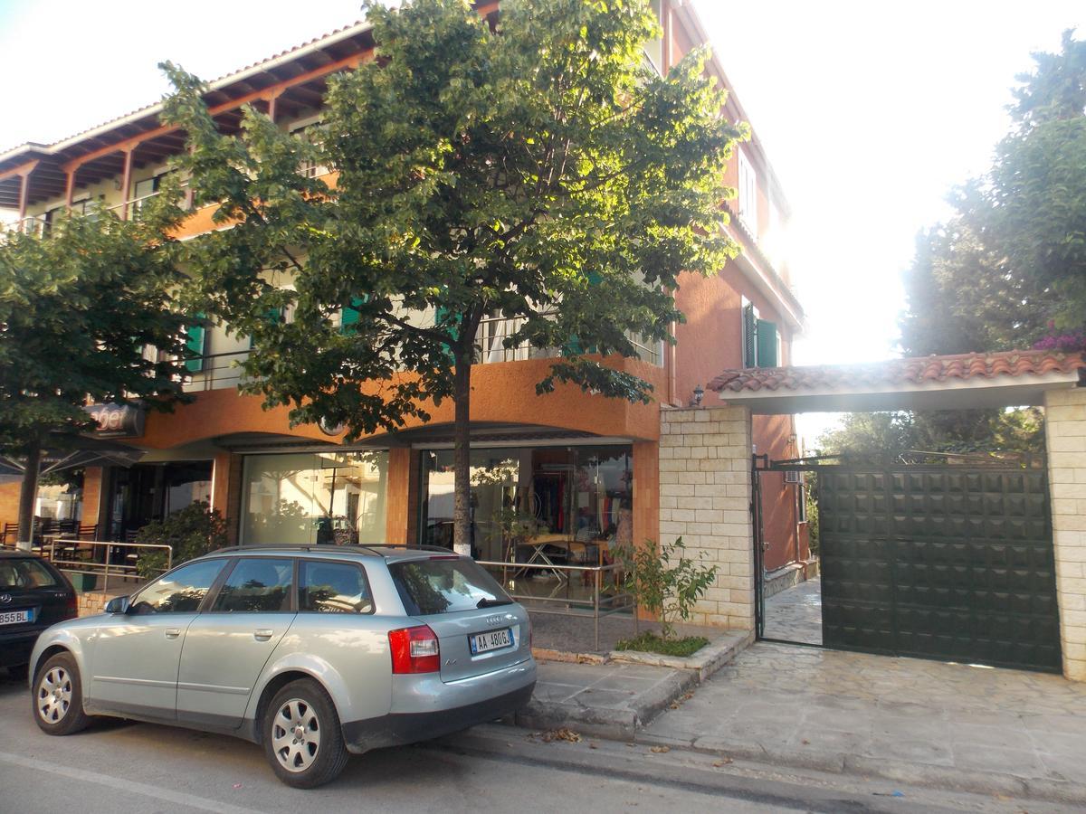 Elvin Apartments Sarandë Exterior foto