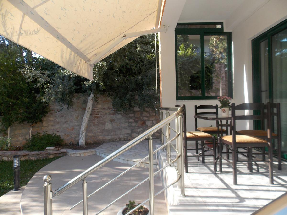 Elvin Apartments Sarandë Exterior foto
