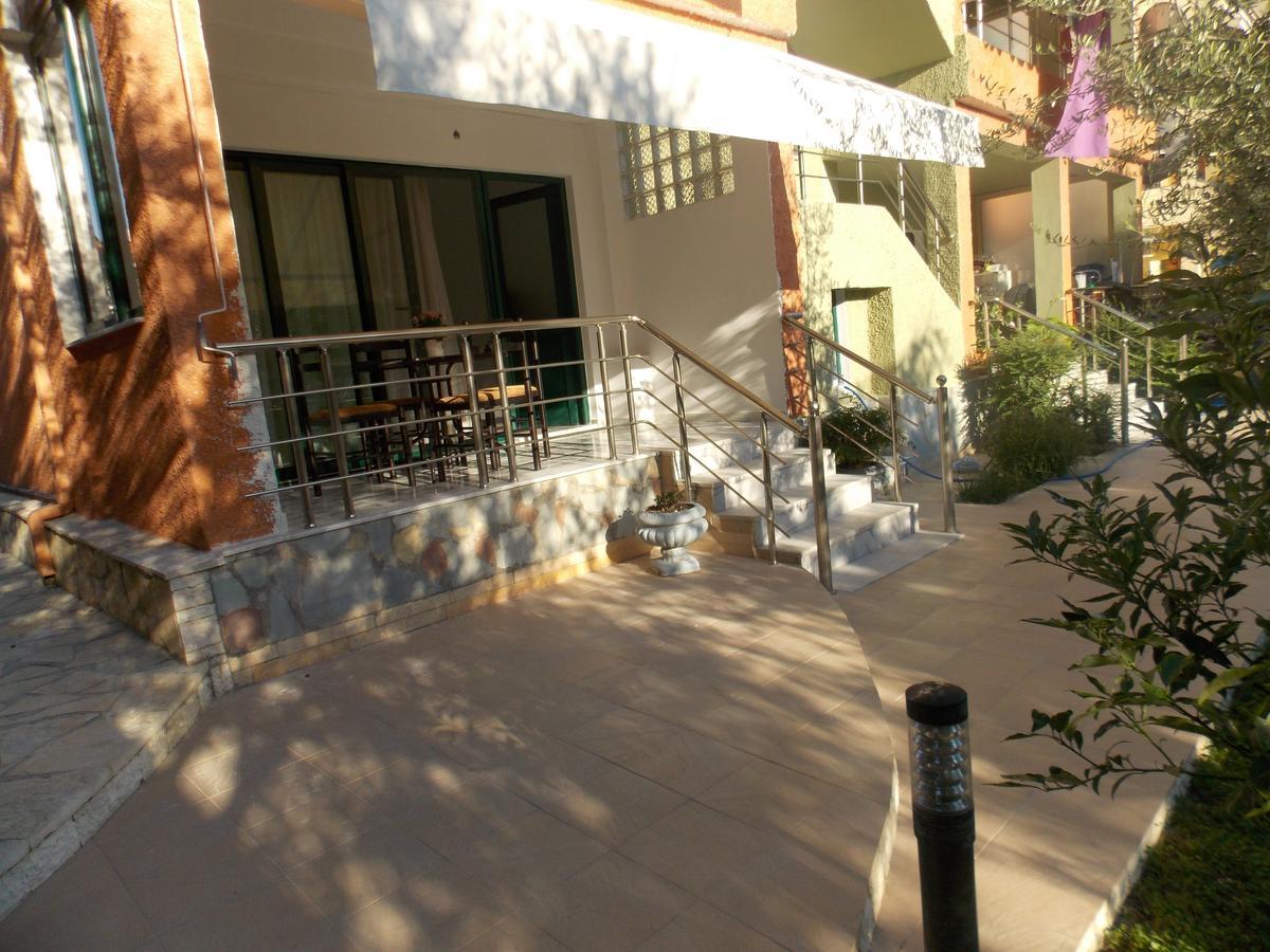 Elvin Apartments Sarandë Exterior foto