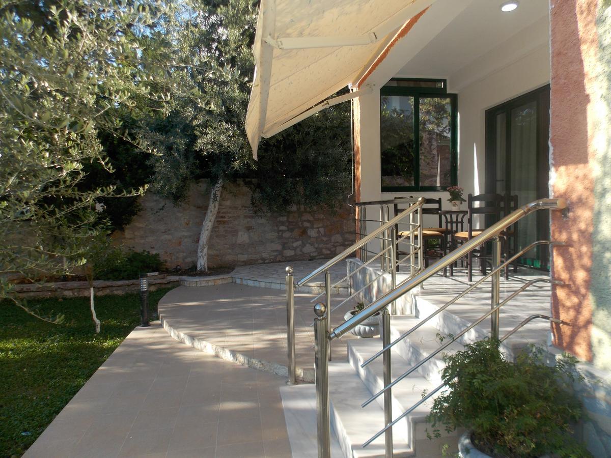 Elvin Apartments Sarandë Exterior foto